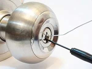 Vernon Rockville CT Locksmith Store Vernon Rockville, CT 860-381-0209 - key-making